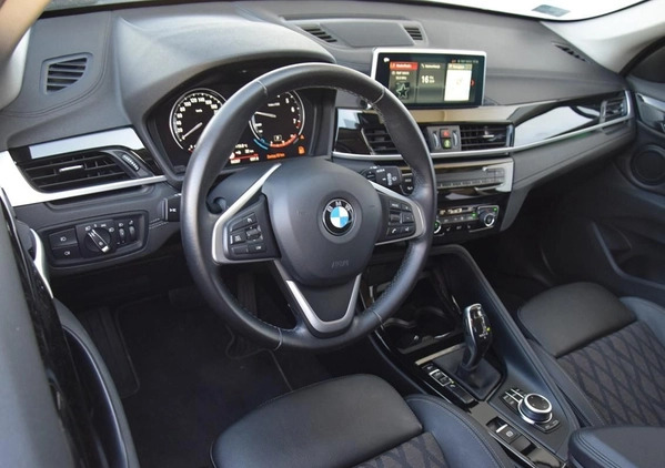 BMW X1 cena 119900 przebieg: 56380, rok produkcji 2019 z Ćmielów małe 137
